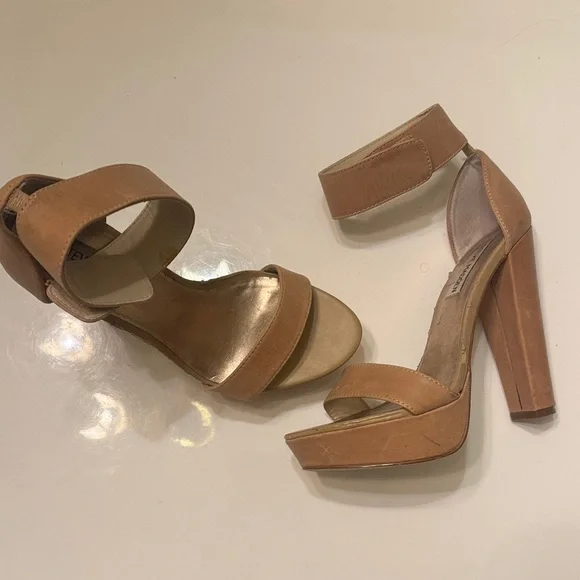 Steve Madden Tan Platform Heels Sandals - Picture 1 of 7